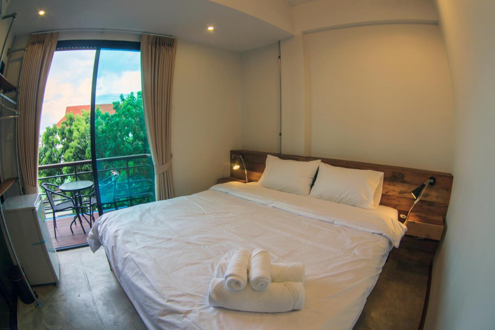 The Arak Bed Bar And Hostel Chiang Mai Zimmer foto