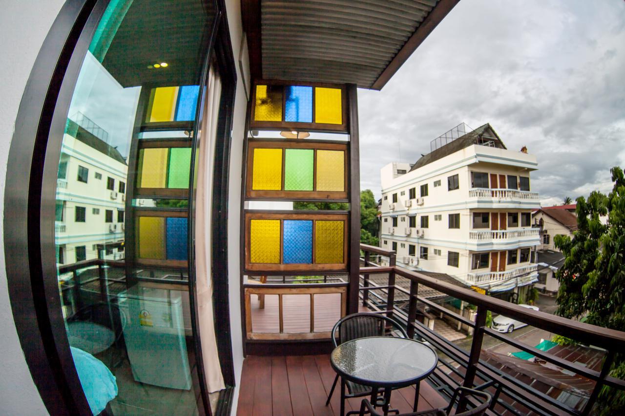 The Arak Bed Bar And Hostel Chiang Mai Exterior foto